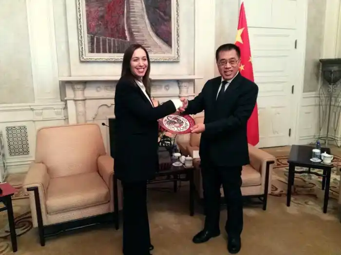 Convenio para promover el plurilingüismo con Beijing