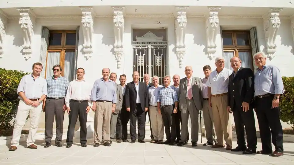 Intendentes radicales apoyaron el acuerdo con el PRO