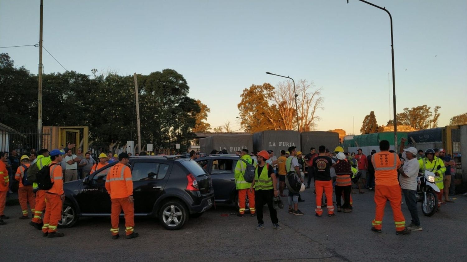 Se volvió a parar el puerto de Rosario: estibadores denuncian incumplimientos en la conciliación