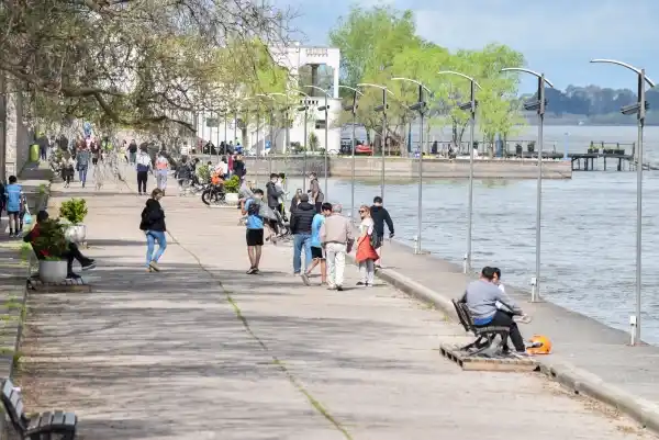 Cada vez más turistas eligen Chascomús para descansar, disfrutar de la naturaleza y de las actividades que ofrece