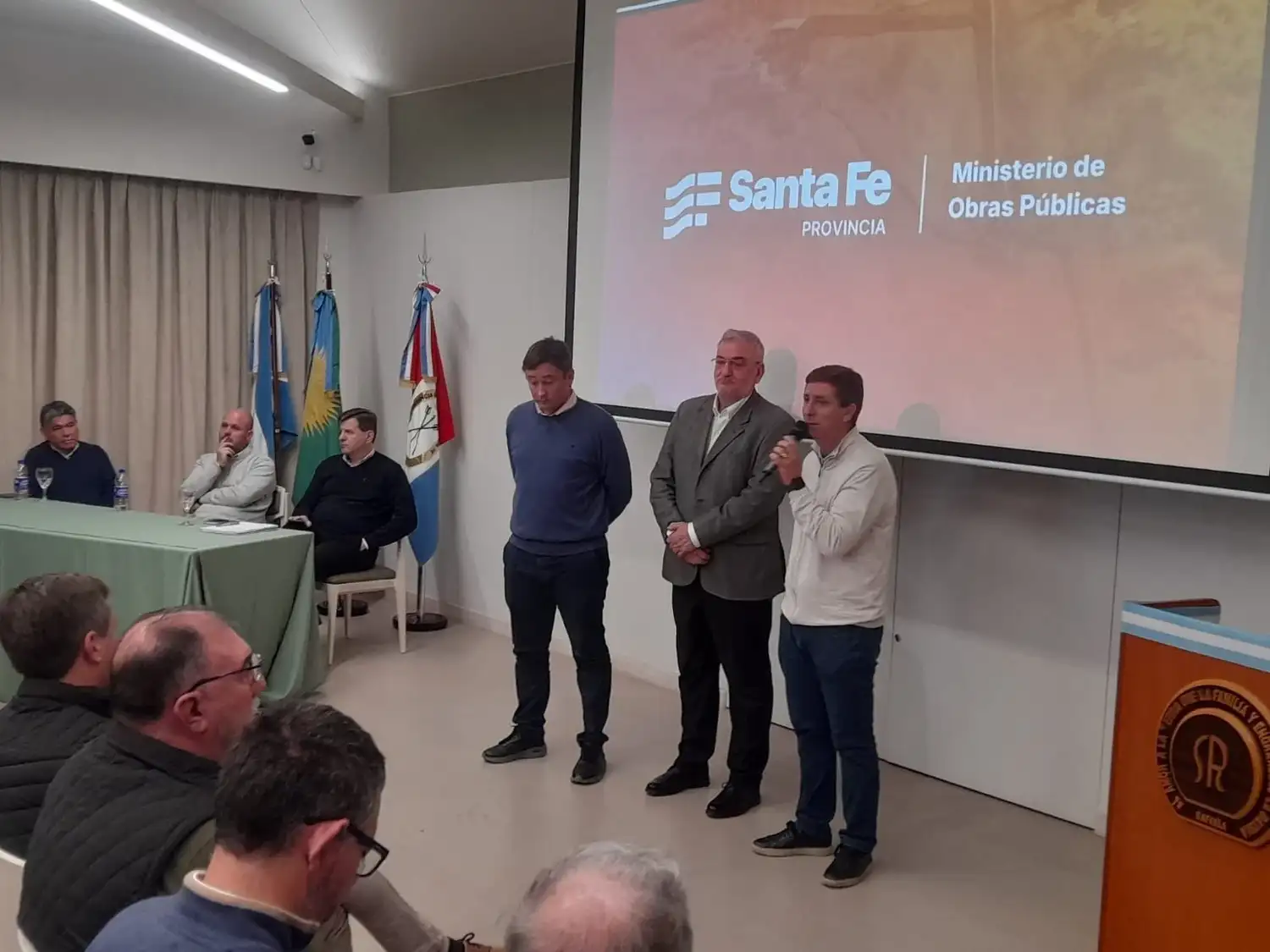 El Niño: la Provincia reunió en Rafaela a autoridades de tres departamentos para coordinar acciones preventivas - 1