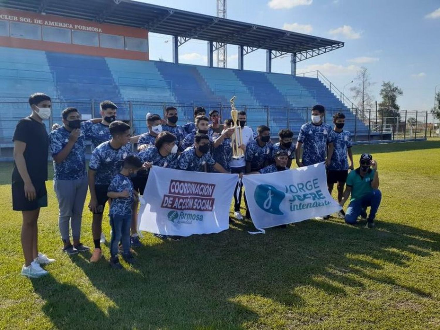 Jóvenes deportistas realizaron visitas guiadas