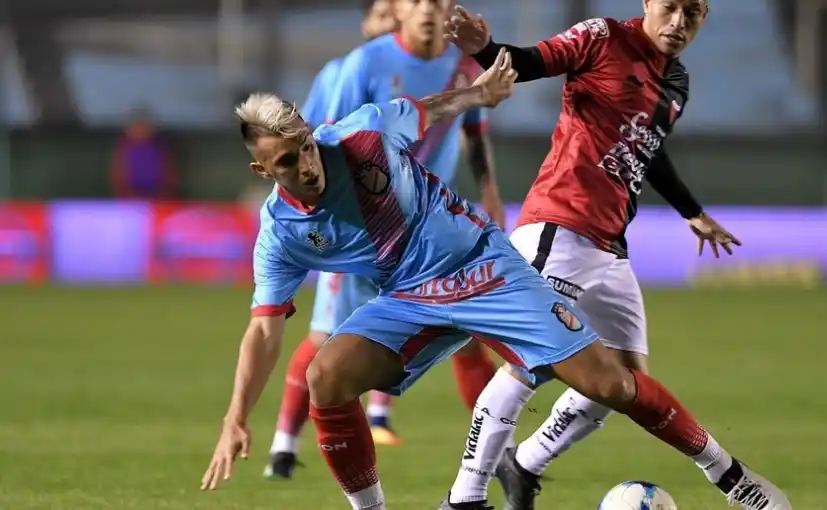 Colón se recuperó y festejó en Sarandí