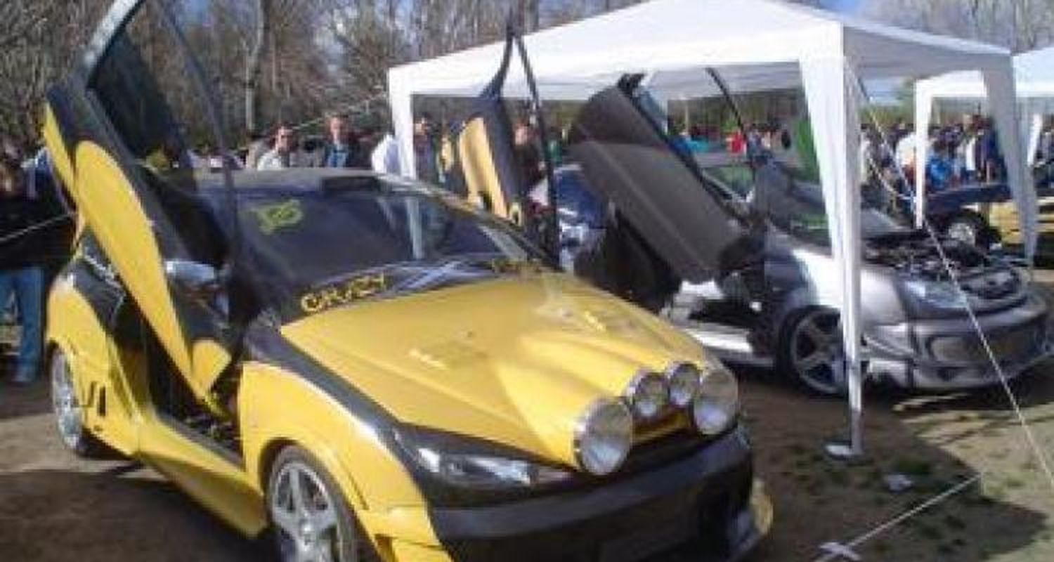 Exitoso encuentro de autos