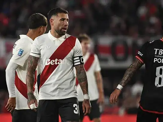 Otamendi dijo entender el fastidio de los hinchas.