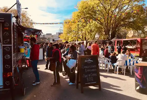 Comienza hoy el “Festival Tradicional” en la plaza Moreno