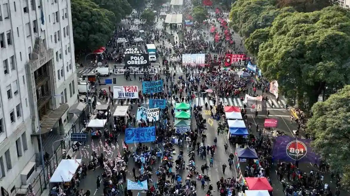 El Gobierno trabaja en el traspaso de planes sociales a provincias y municipios