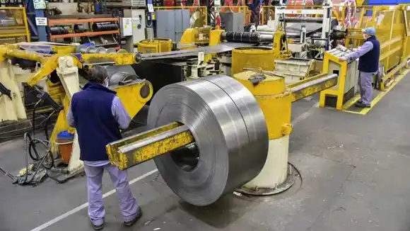 El Gobierno eliminó temporalmente las retenciones a las exportaciones de acero, aluminio y derivados