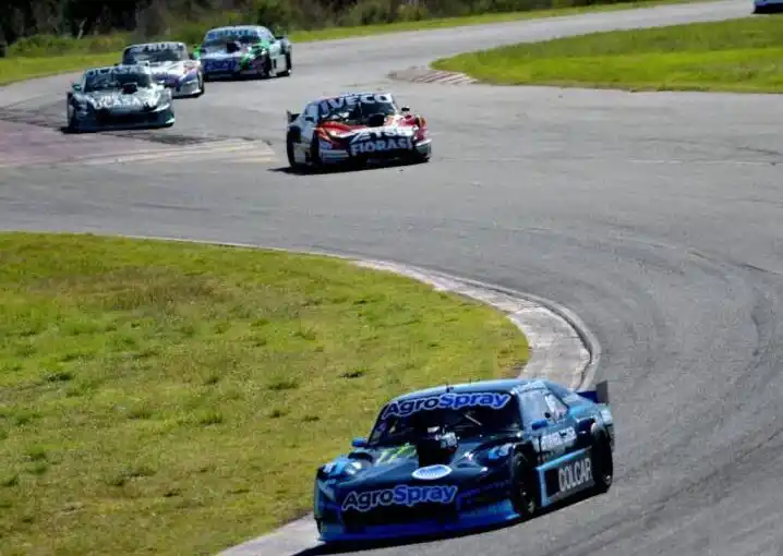 TC: El arrecifeño Agustín Canapino fue cuarto en Buenos Aires y sigue liderando el campeonato