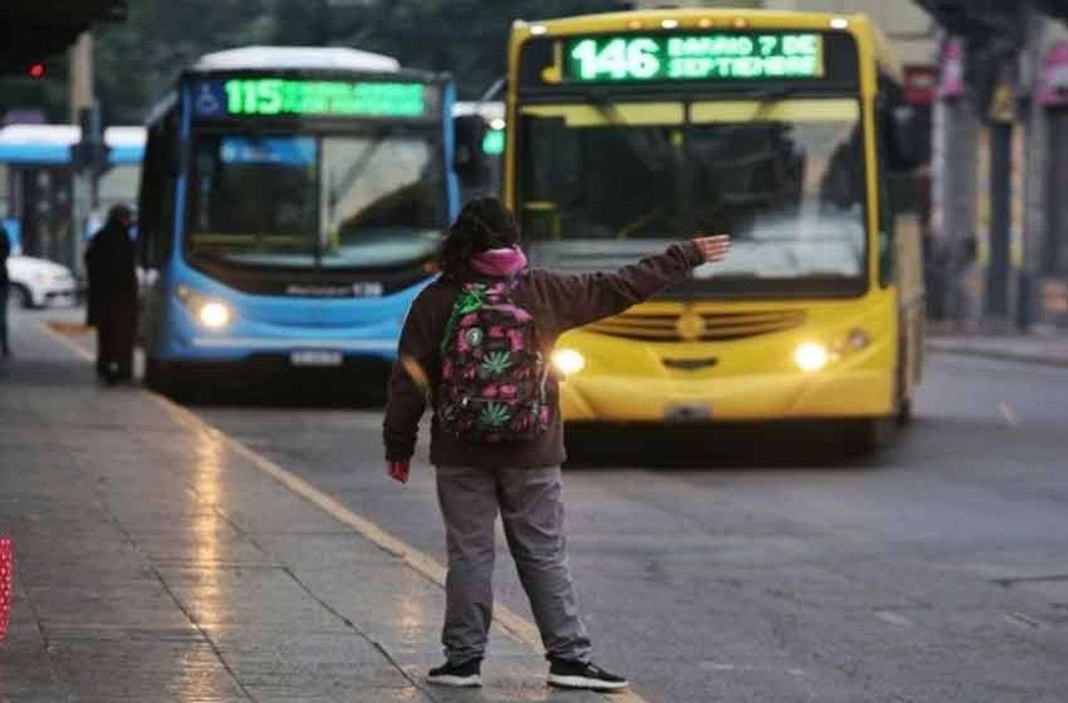 Paro de colectivos en Rosario: «Queremos el mismo beneficio que nuestros compañeros de Capital Federal»