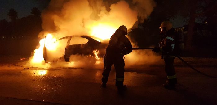 incendio auto morteros - 2