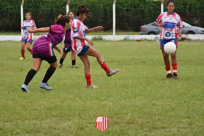 El Fútbol Femenino se pondría en marcha el 1 de mayo