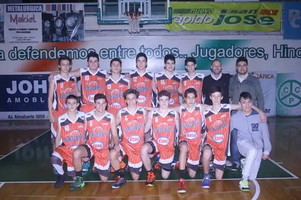 Paraná fue campeón y Gualeguaychú tercero en U15