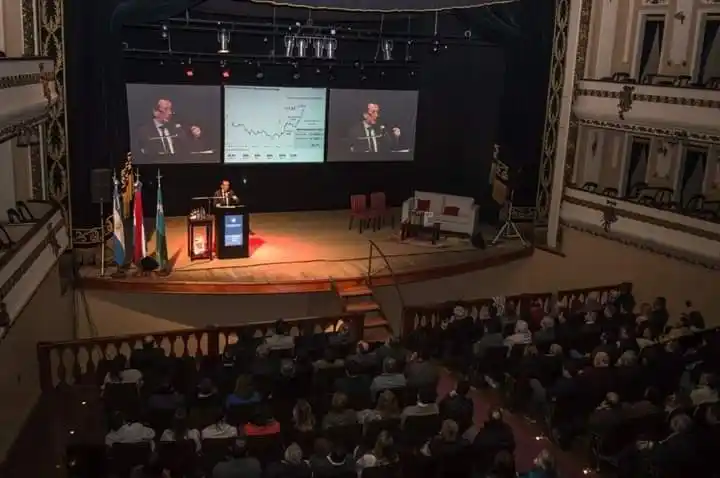 Anunciaron una nueva edición del foro "Perspectivas Económicas y Políticas 2019"