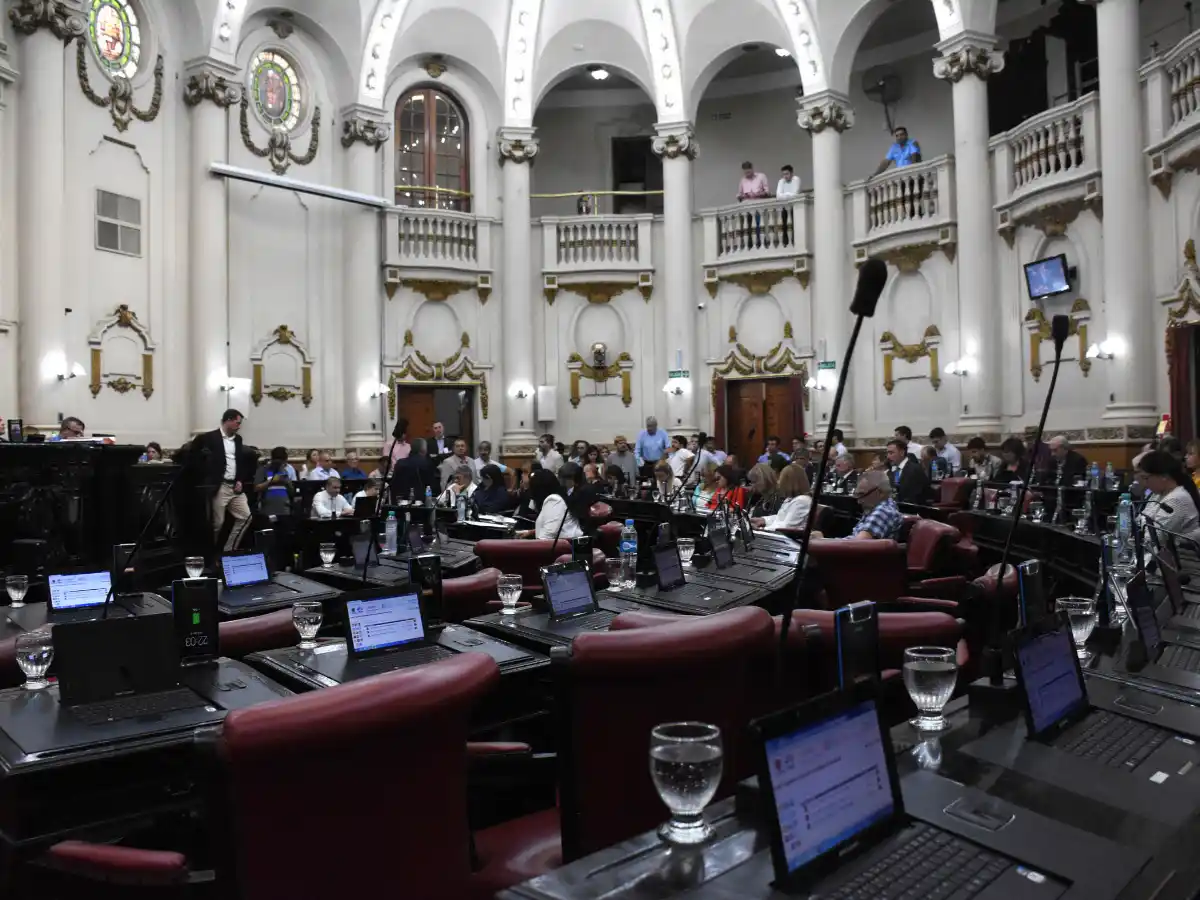 Cambiemos criticó al gobernador Schiaretti por la "prepotencia y atropello" para aprobar la reforma política