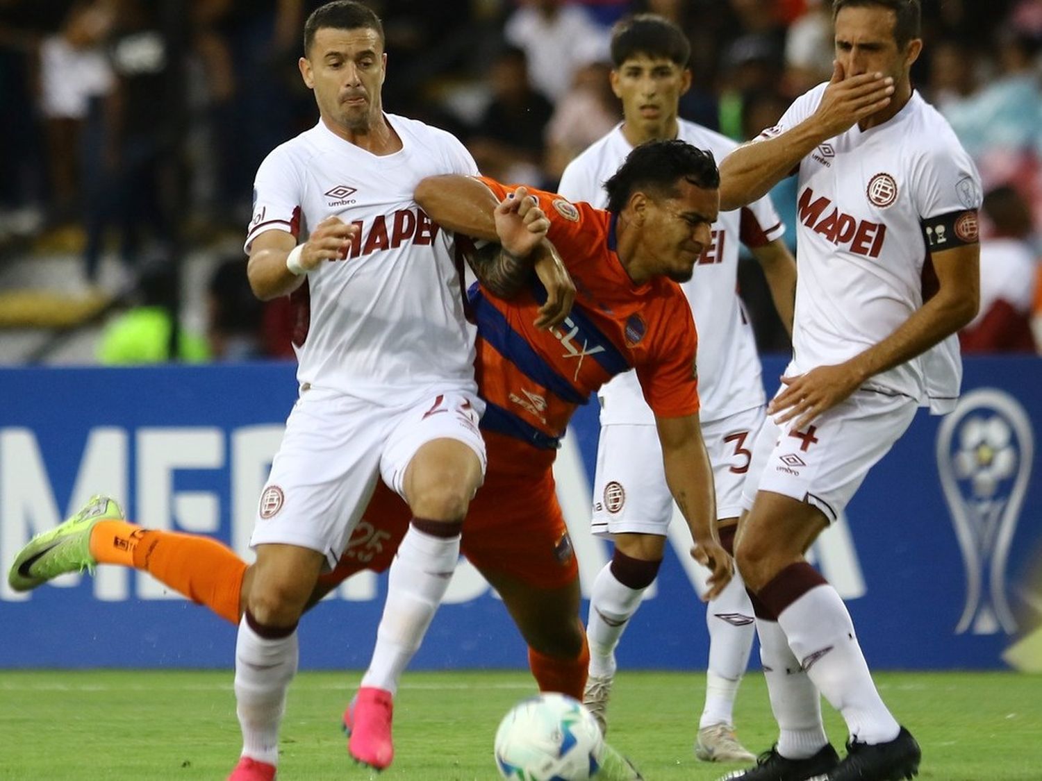 Lanús jugará ante Puerto Cabello en el estadio del "Granate"