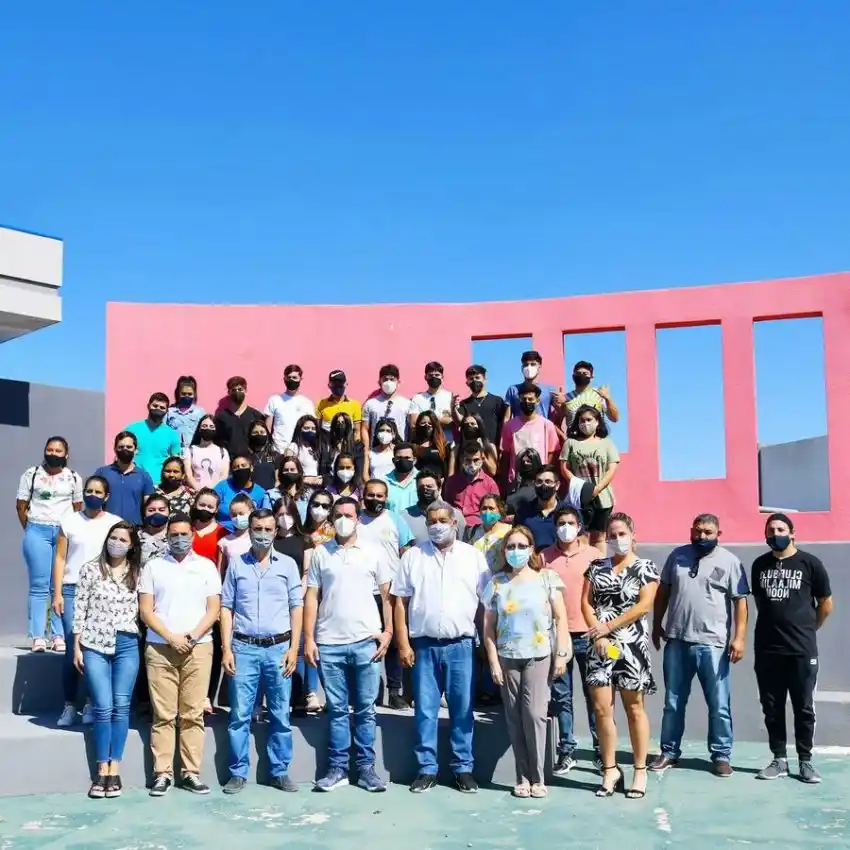 Solís acompañó a estudiantes de San Martín Dos en su visita a la ciudad de Formosa