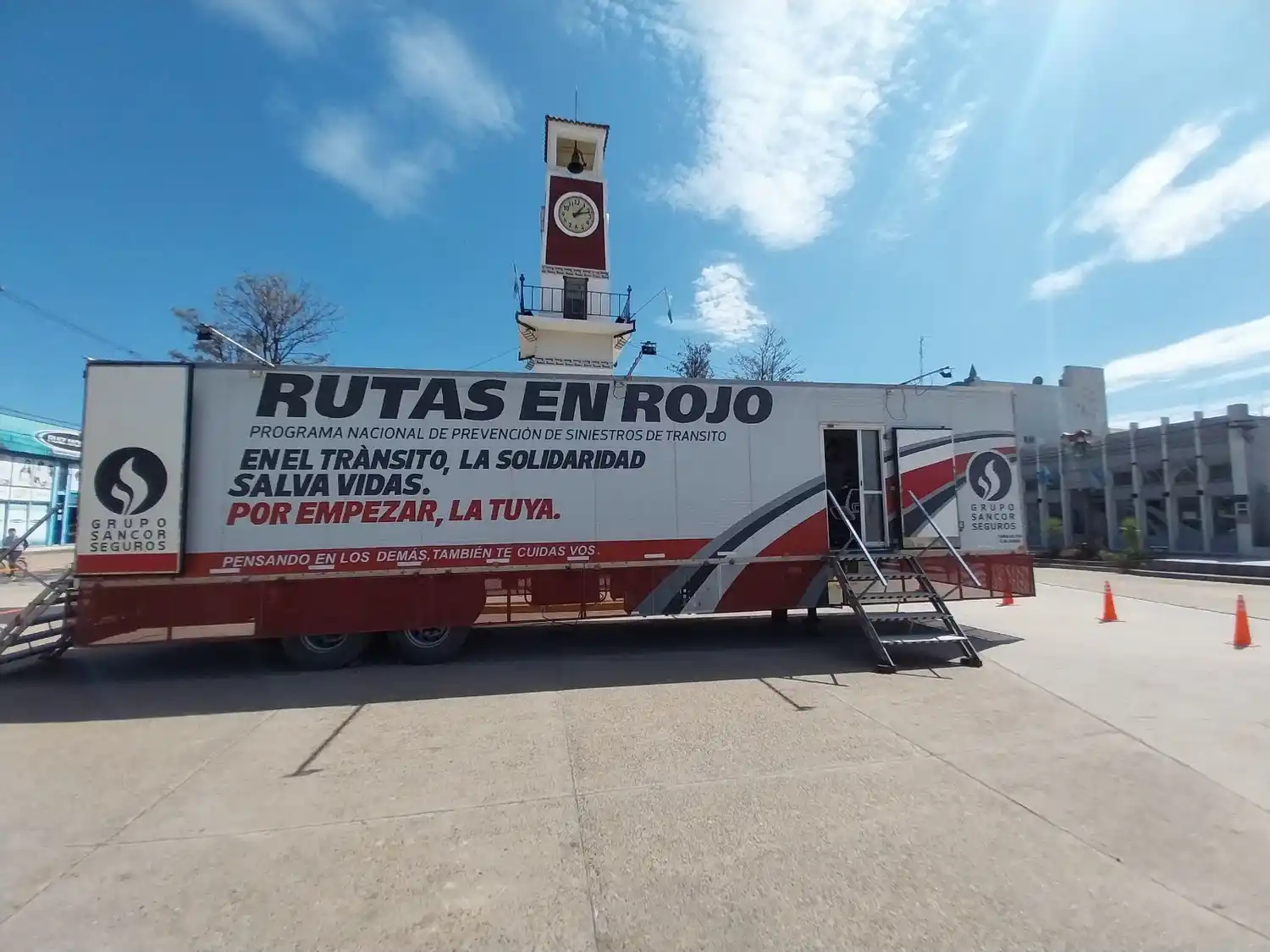 “Rutas en Rojo” y “Rutas del Arte” a Rafaela