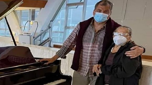 HERMANA DE RAFAEL CORREA confirma presencia del expresidente ecuatoriano en Venezuela