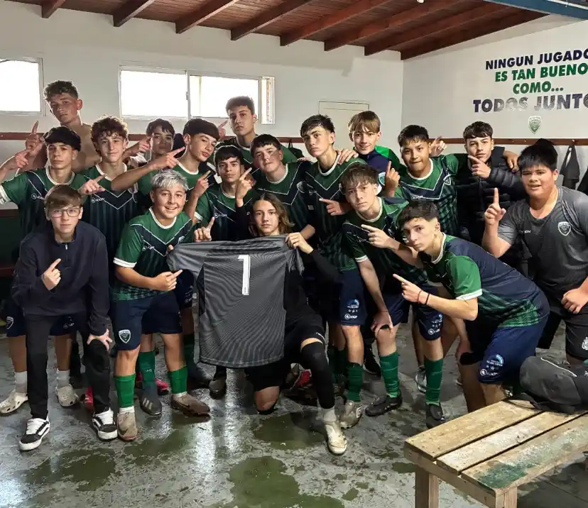 Villa venció a El Nacional en Octava por 1 a 0 y se prendió a la cima de la tabla junto con Argentino
