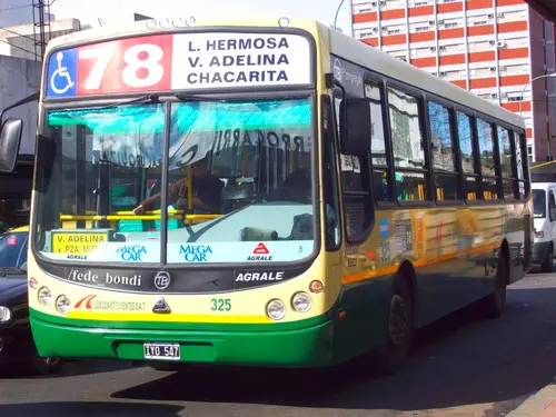 Levantaron el paro de colectivos en las líneas 78, 87, 111 y 127