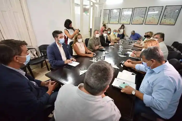 Nueva oferta salarial y el miércoles inician las clases en Entre Ríos