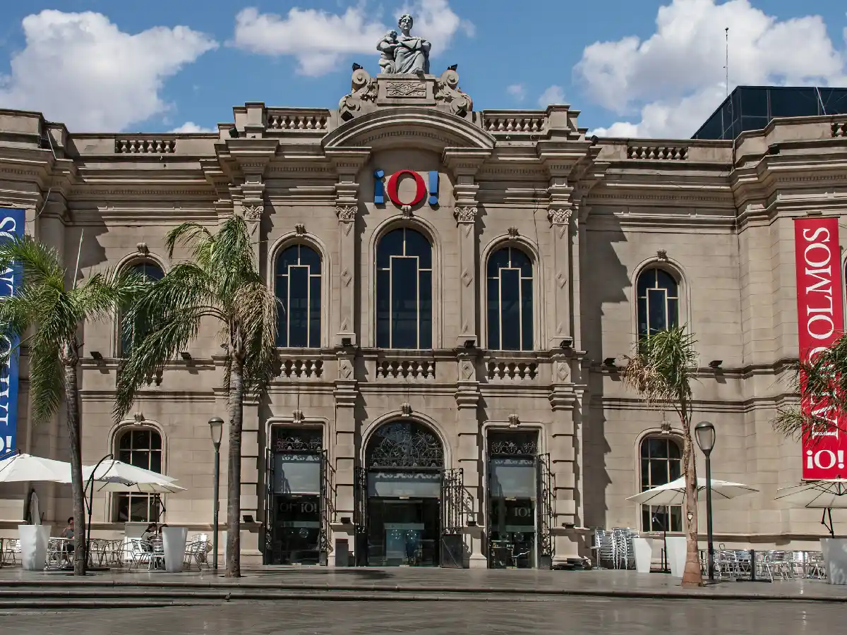 Confirmaron el primer caso de coronavirus en el Patio Olmos