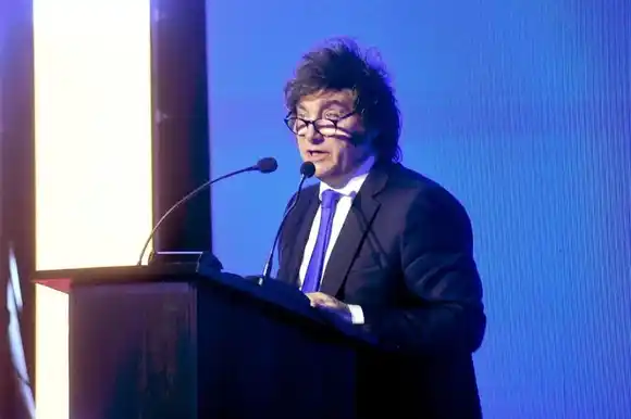 Milei en Mar del Plata: “Cuando a alguien no le alcanza para llegar a fin de mes es porque sobra Estado”