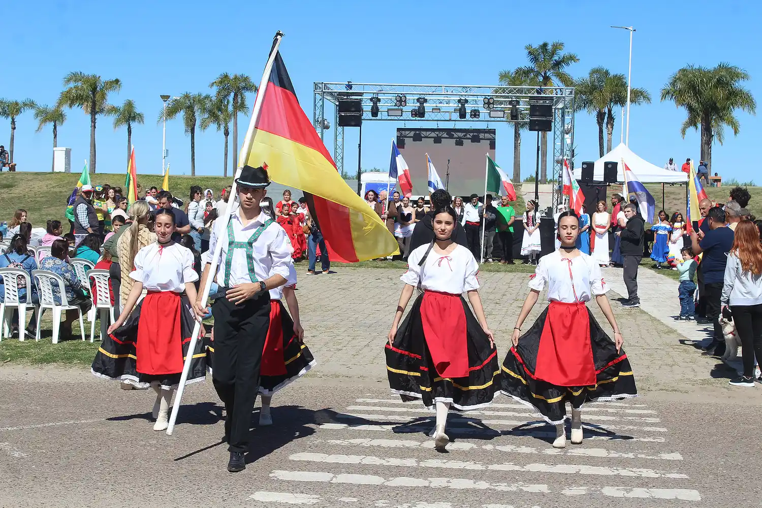 Exitosa Fiesta Provincial de las Colectividades