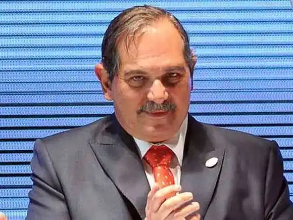 Le dieron la prisión domiciliaria al ex gobernador tucumano que fue condenado por abusar sexualmente de su sobrina