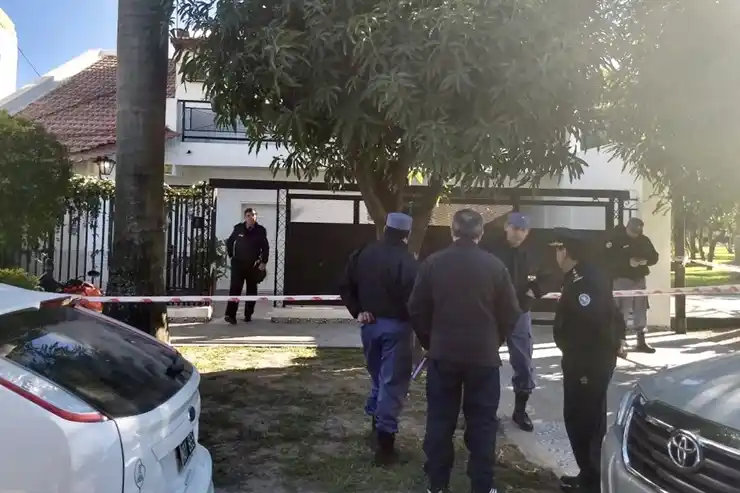 Hallaron muertos a la esposa y a un hijo de Luis Naidenoff