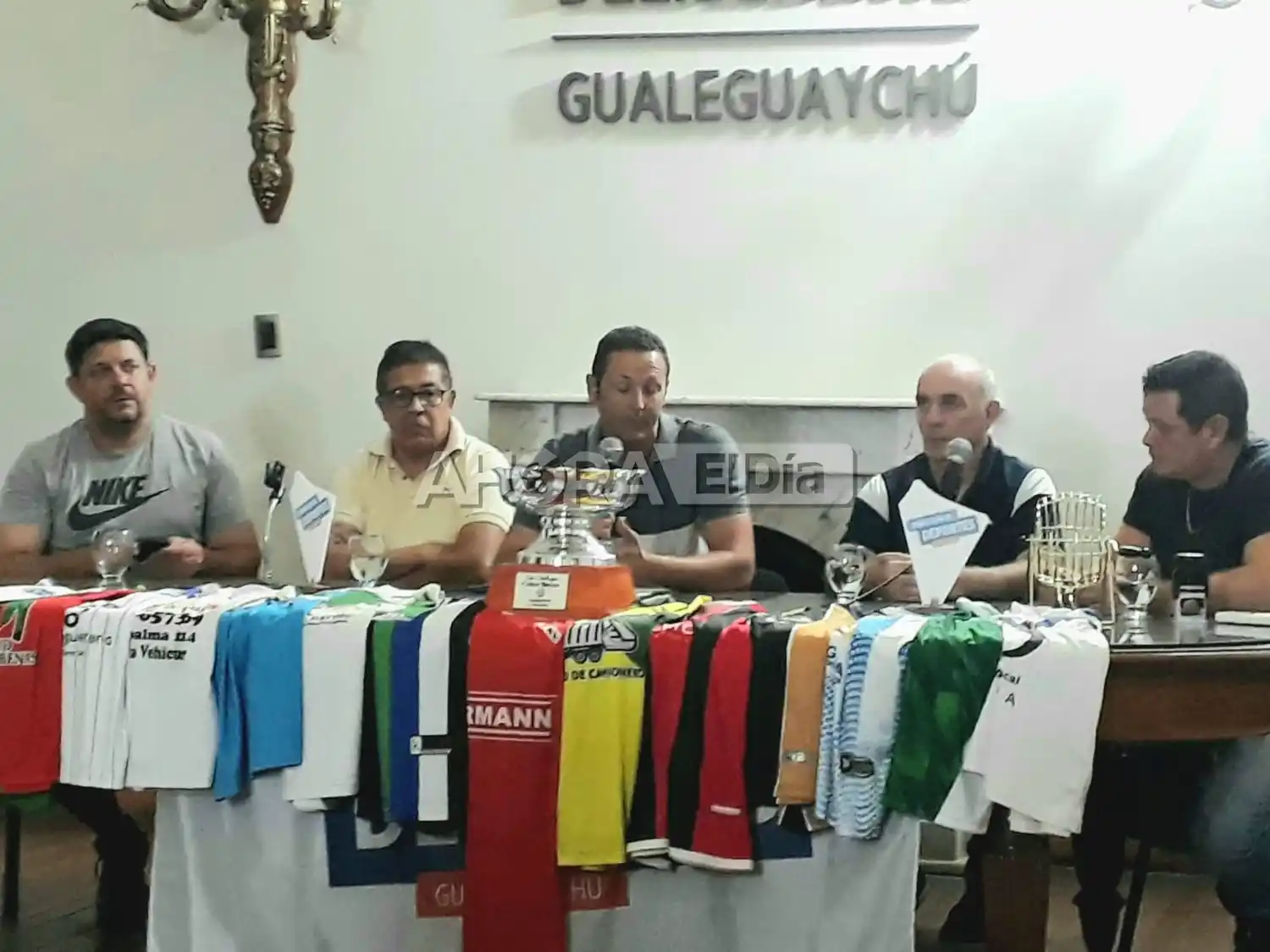 presentacion copa femenina y veteranos - 1