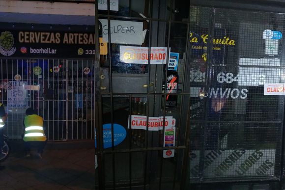 Clausuraron tres comercios por vender alcohol fuera de horario