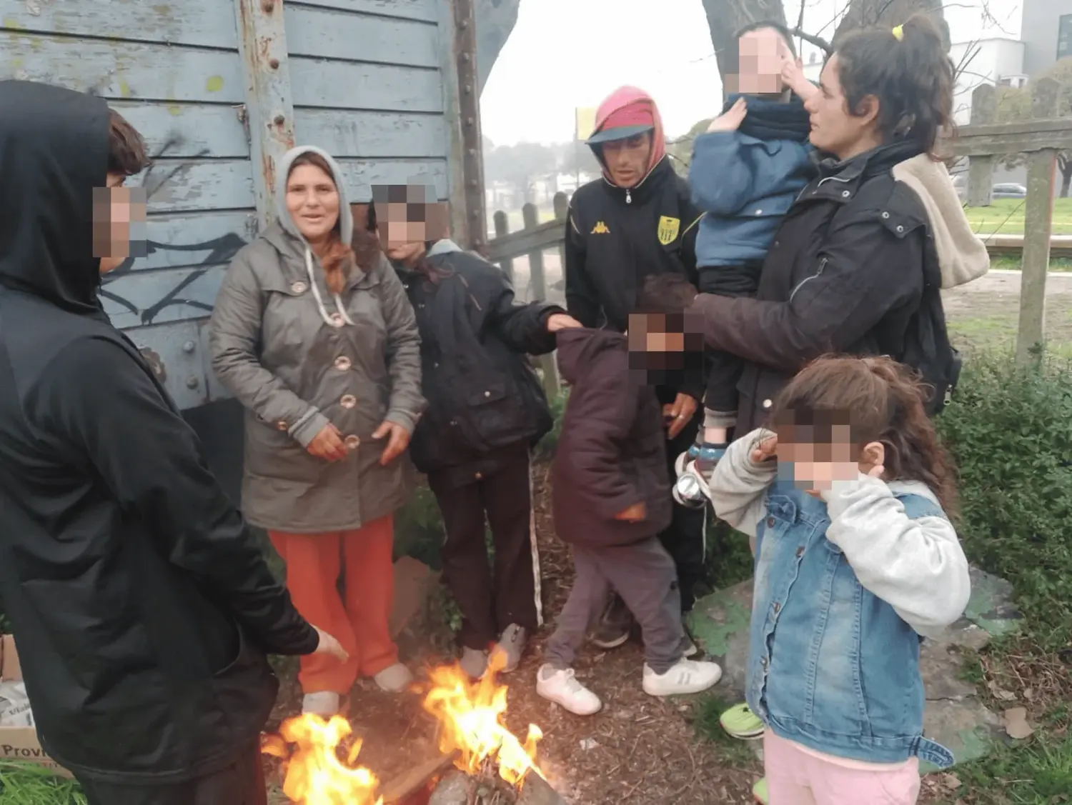 Disputa entre los intendentes de Tandil y Azul: Lunghi le pide a Sombra que se lleve a la familia "abandonada"