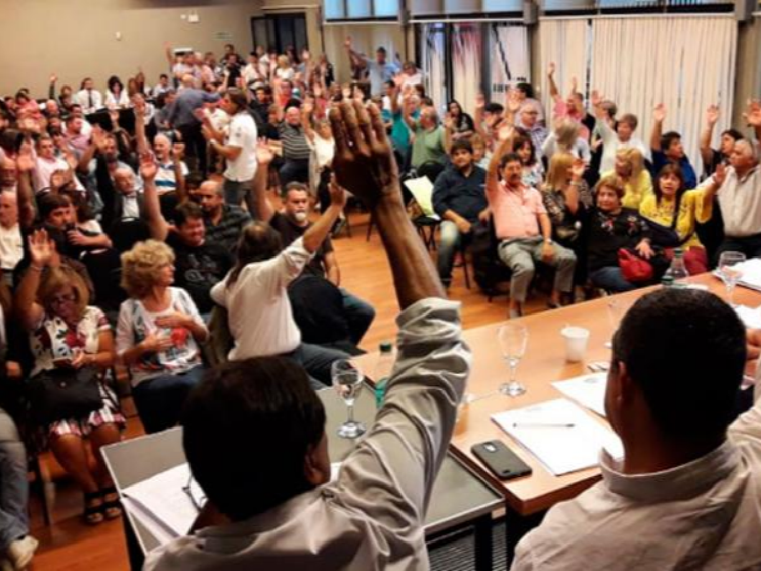Estatales de Santa Fe van al paro en rechazo a nueva oferta del gobierno provincial