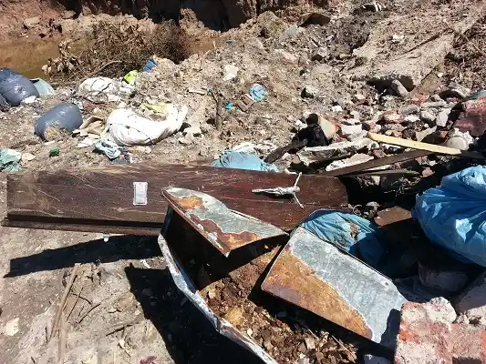 Aparecieron ataúdes en un terreno de Urquiza al Oeste  