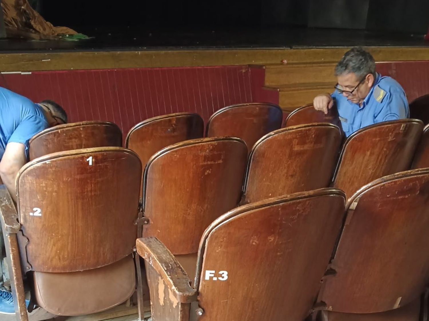 Los trabajos dieron comienzo este viernes con la desinstalación de butacas.
