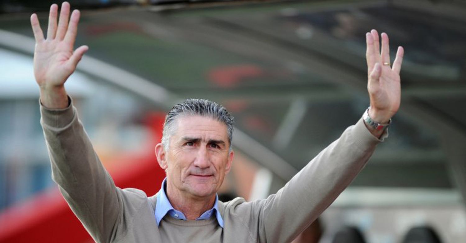 Bauza será presentado en Ezeiza a las 16