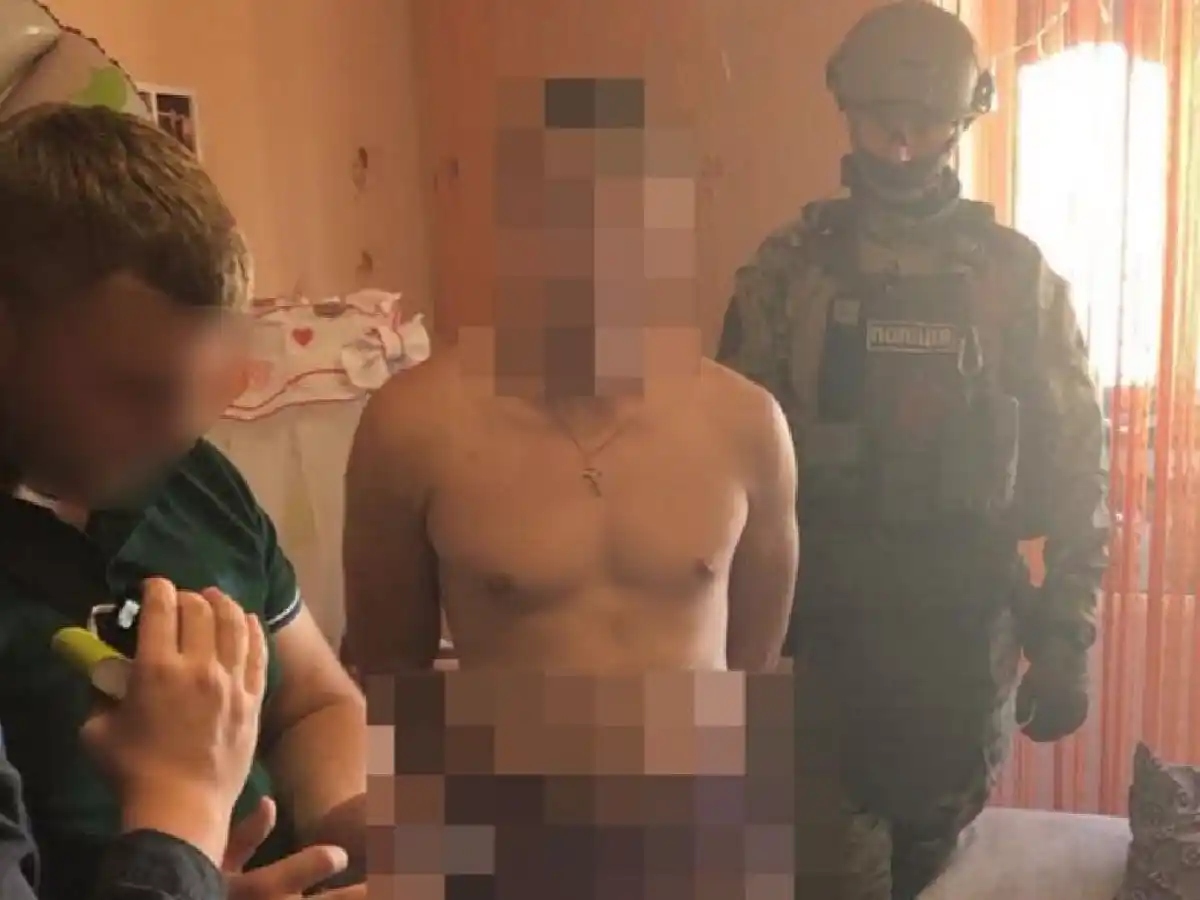 Ucrania: detuvieron a un hombre por violar a su beba de 8 meses y vender las imágenes a una web pedófila