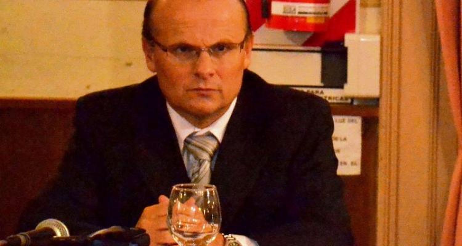 Giovanettoni jura luego de que aprueben la renuncia de Guacone