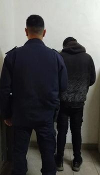 Un hombre fue detenido tras sustraer una moto de una vivienda