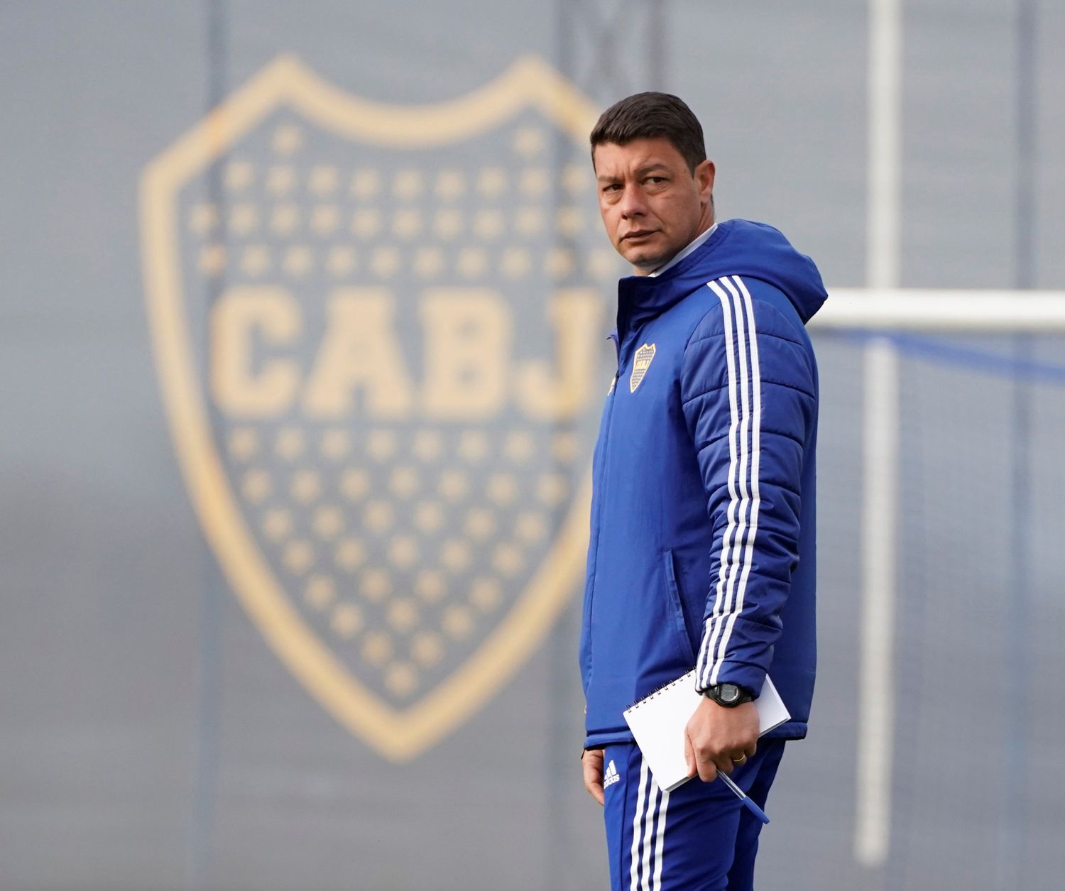 Boca arriesga el invicto de Battaglia frente a Colón