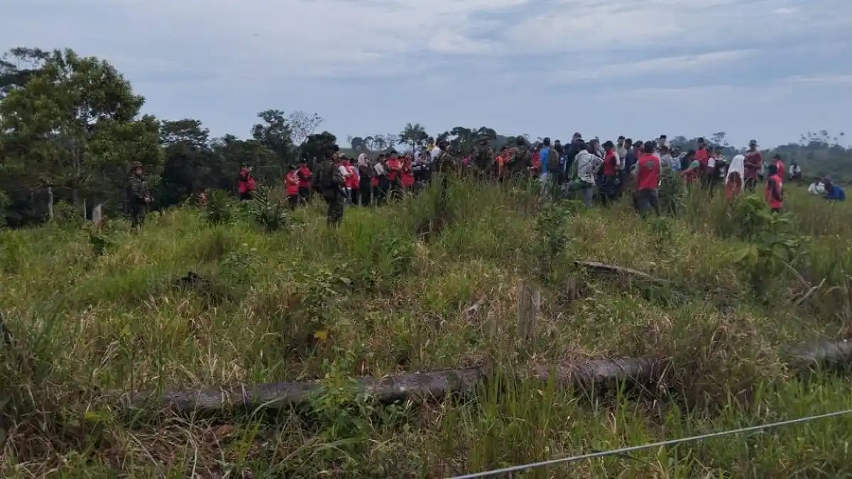 Unos 60 soldados de Colombia completan dos días “secuestrados” por campesinos