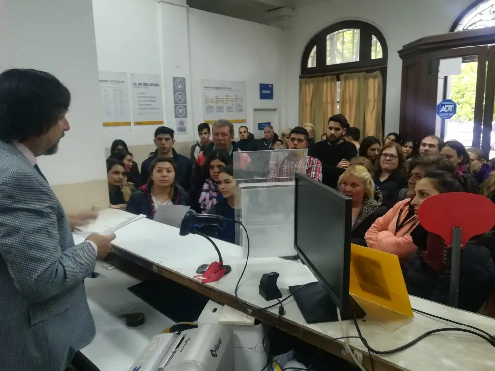 Se capacitaron los urneros