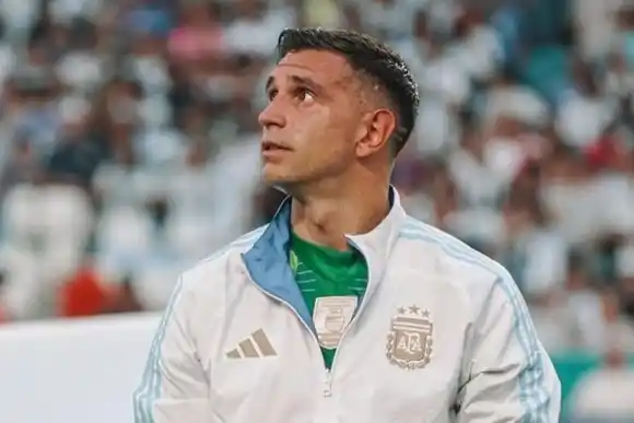 'Dibu' Martínez habló tras conocerse la sanción en su contra