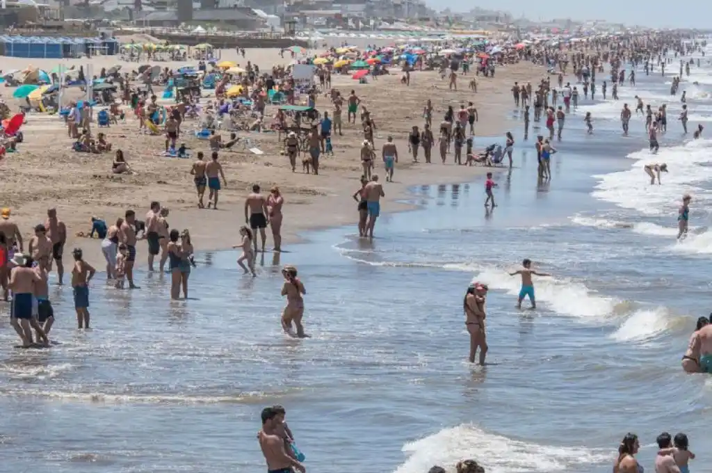 Tras nueve días de internación, murió el turista rosarino que había sido golpeado por una ola en Pinamar