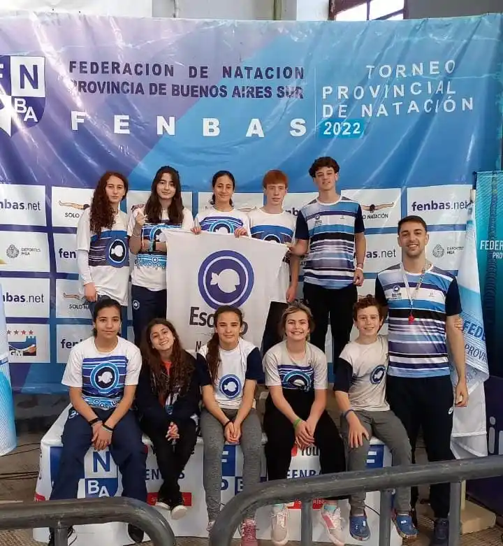 Una delegación de Escualo se presentó en el Provincial de Miramar