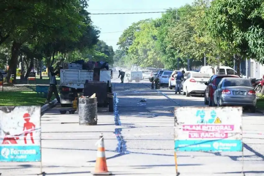 La comuna sigue con el plan de bacheo y sellado de juntas