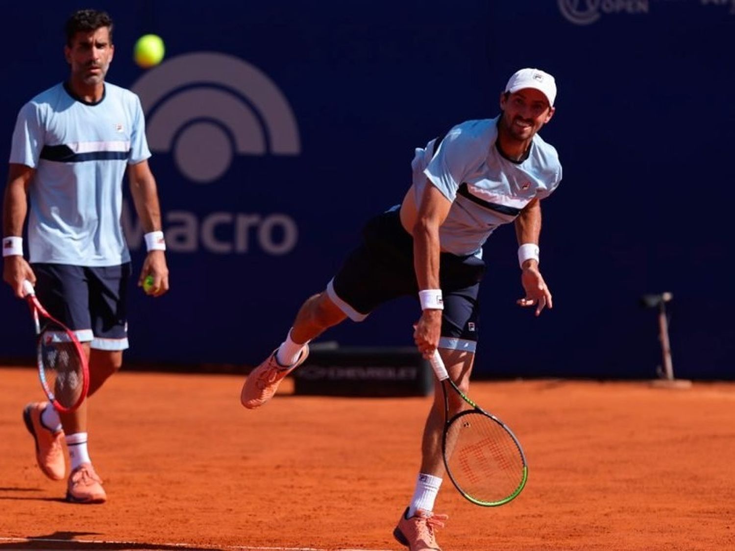 “Machi” González y Molteni superaron con éxito el debut