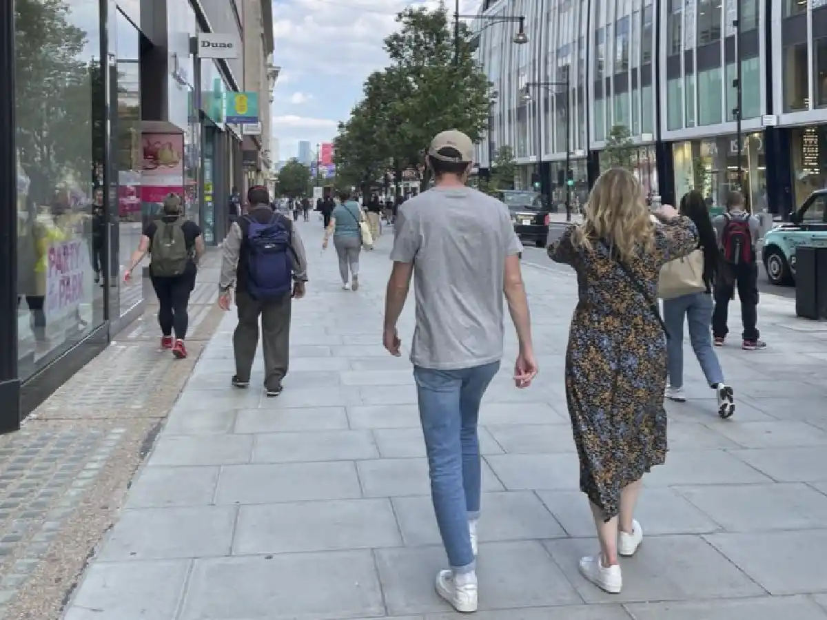 Inglaterra levantó casi todas las restricciones pese al aumento de contagios